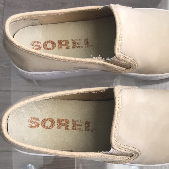 SOREL Campsneak Suede Platform Slip-on Sneakers - Picture 6 of 11